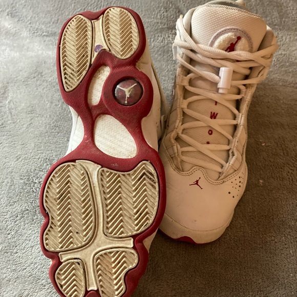 Jordan 6 rings barely worn good condition size 6y. No original box. - Picture 2 of 7